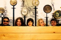 Po řadě bezhlavých fotek, jsme pořídili i jednu beztělou.